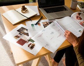 Choosing colours for a website